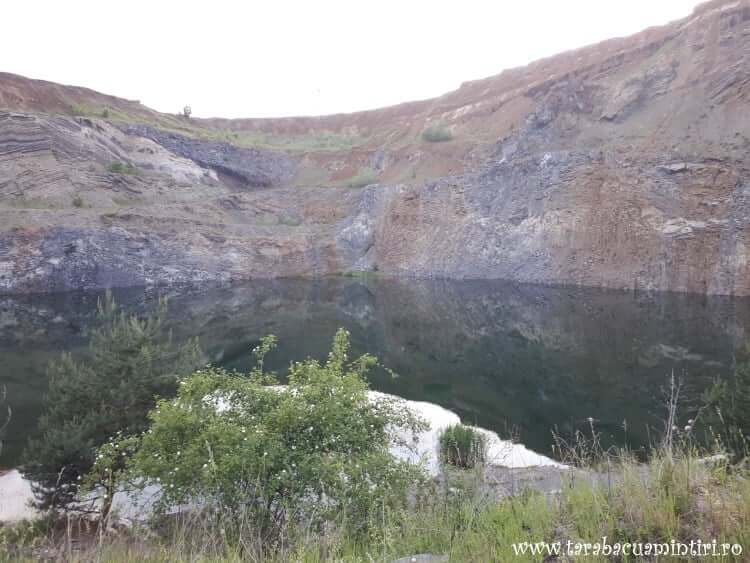 Lacul de smarald de la Racoș