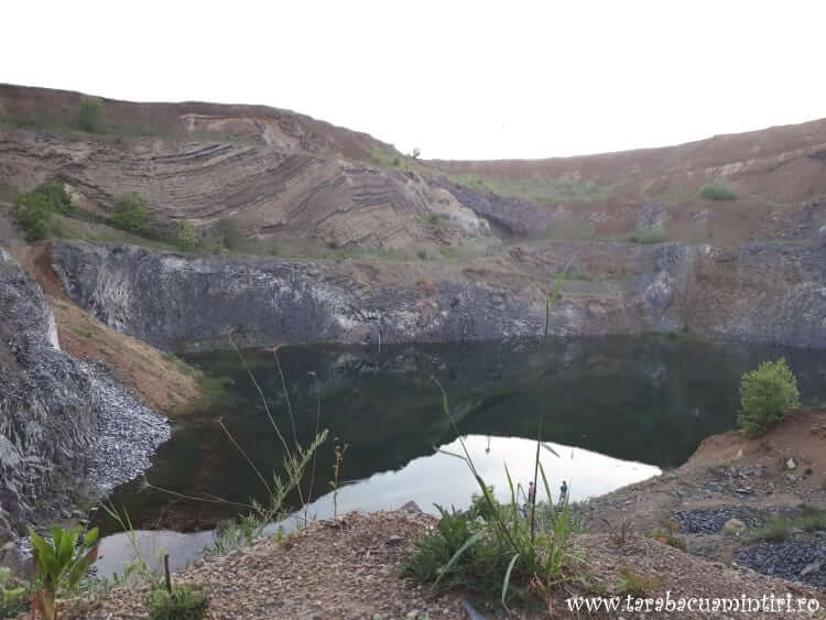Lacul de smarald de la Racoș