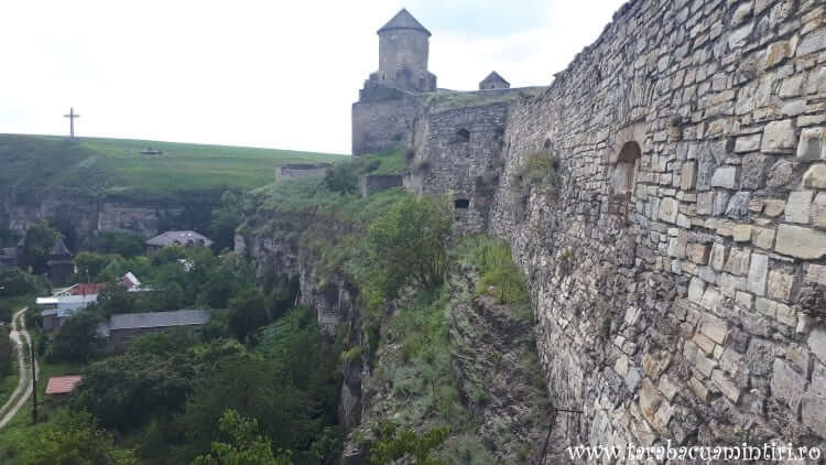 Cetatea Camenița
