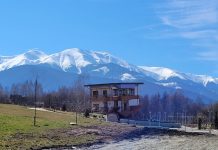 Casa Întoarsă de pe Valea Avrigului, o experiență cu susul în jos Casa Întoarsă
